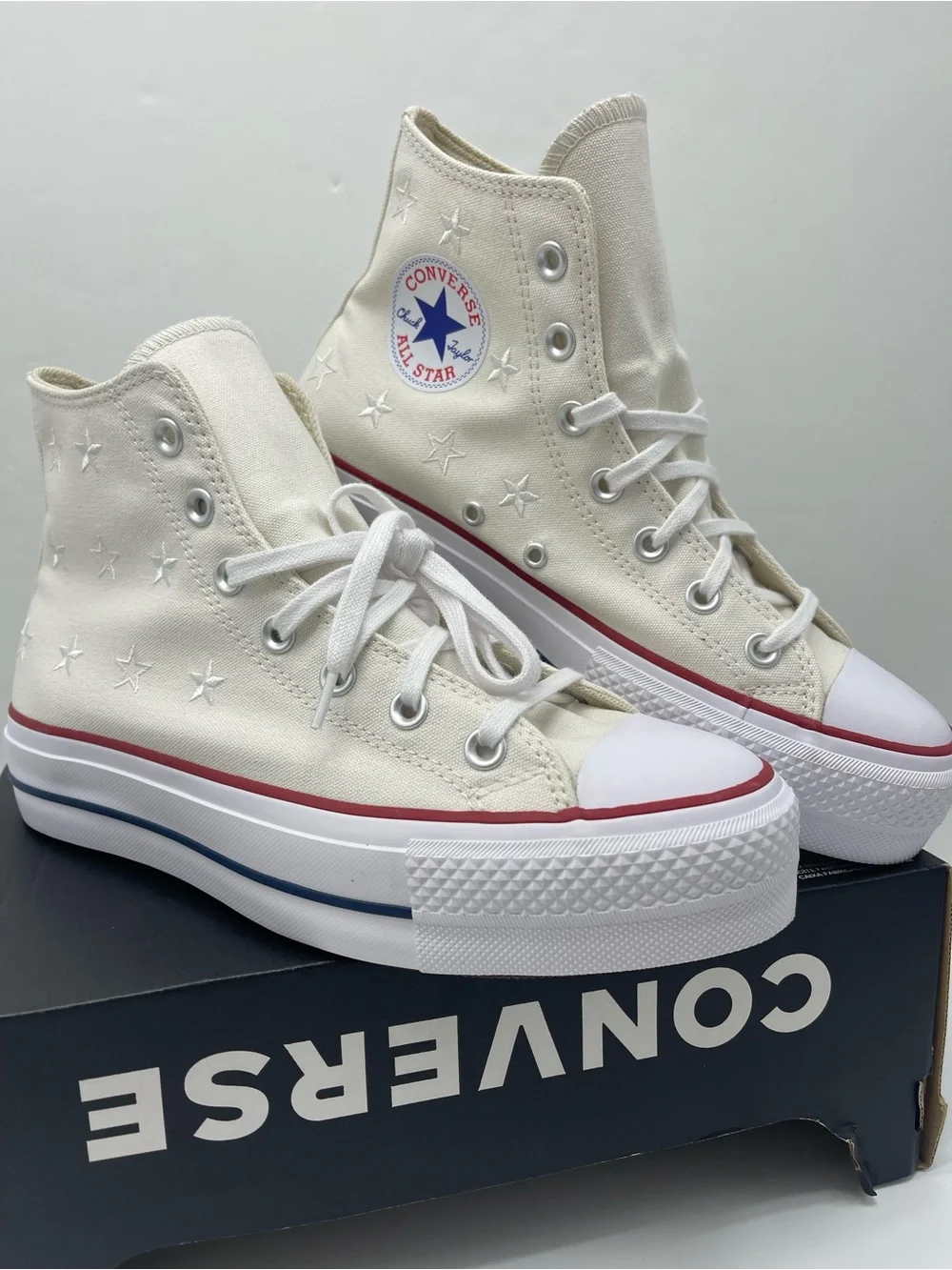 Converse A15538C WMNS Sz 8.5 CTAS LIT HI VINTAGE WHITE/RED/NAVY Platform Sneaker